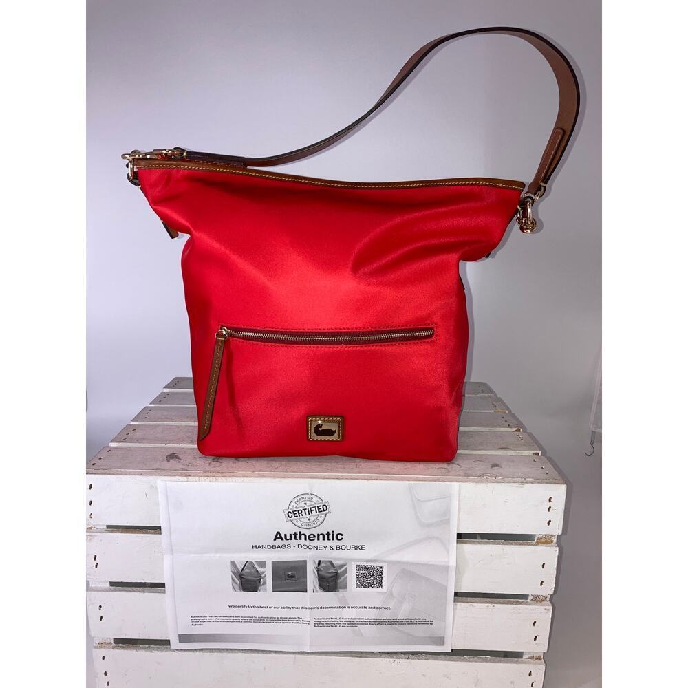 DOONEY & BOURKE LARGERED NYLON BROWN LEATHER SHOULDER BAG
